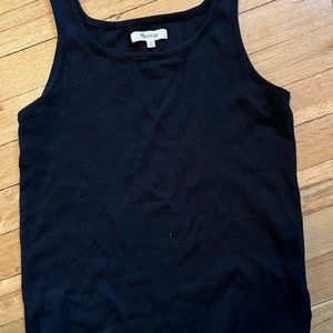 Simple black ribbed tank top
